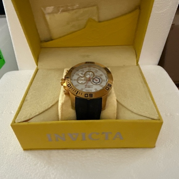Invicta Gold and Black Tachymeter Watch - Picture 2 of 4